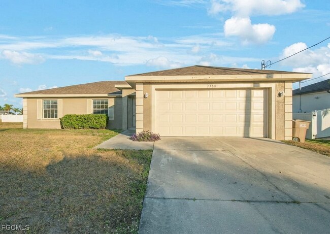 1235 NW 33rd Place, Cape Coral, Florida 33993